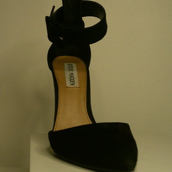 Steve Madden - Desire - Suede pointed toe ankle strap Pumps - Size 6.5 - Picture 10 of 12